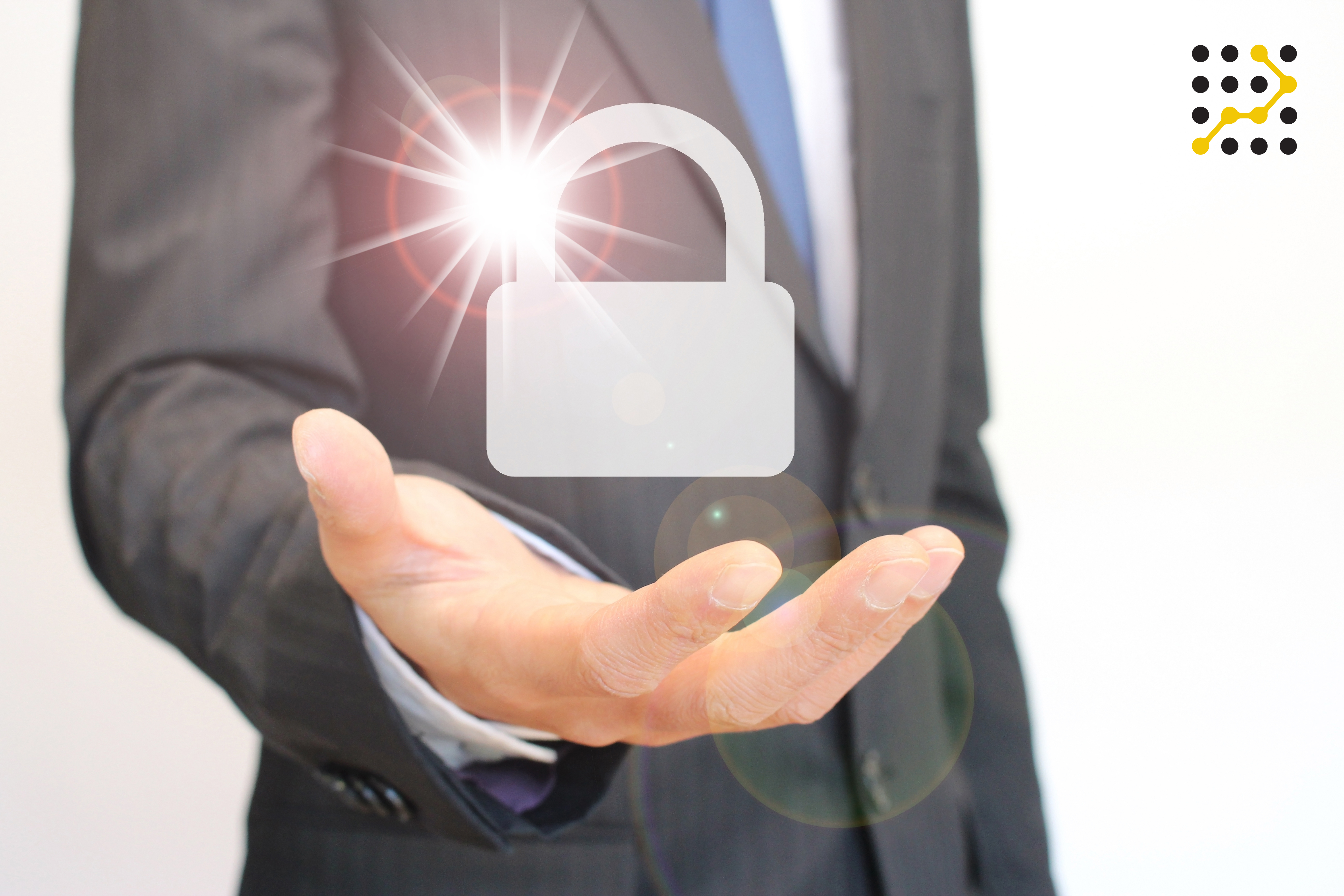 セキュリティーを主張するビジネスマン security